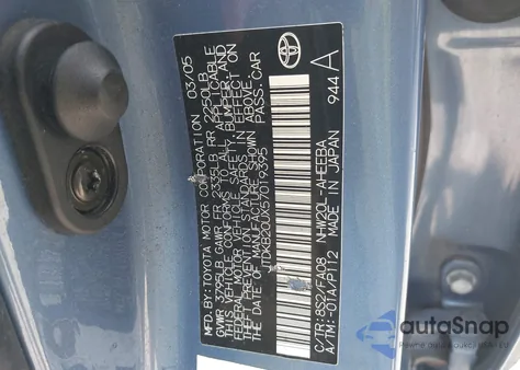 2005 Toyota Prius z USA, uszkodzony, nr VIN JTDKB20UX57019395